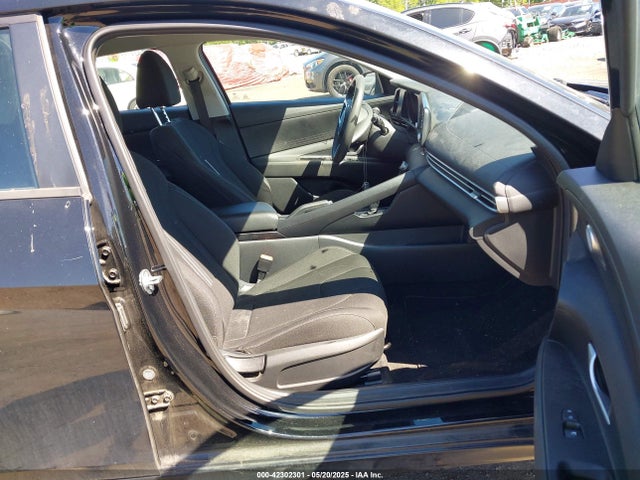 Hyundai ELANTRA SEL 2023 5NPLM4AG6PH092054 Image 5