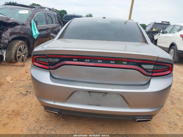 2C3CDXBGXFH812970 Dodge Charger Se