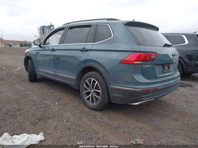 2020 VOLKSWAGEN TIGUAN 3VV2B7AX0LM124635 Photo 2