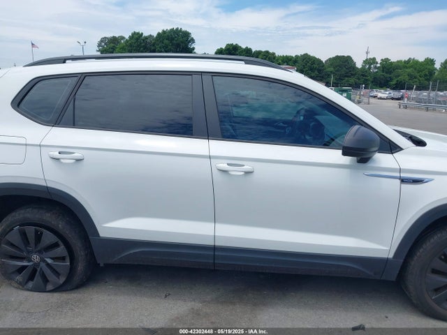 3VVCX7B2XNM018415 Volkswagen Taos 1.5t S