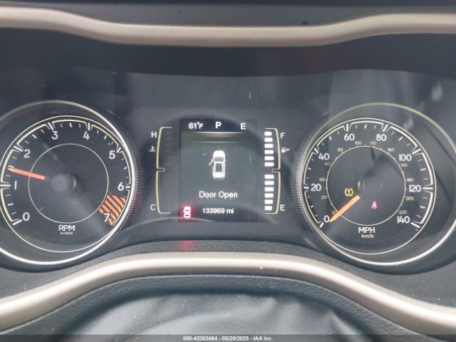 1C4PJLAB1FW695771 Jeep Cherokee Sport