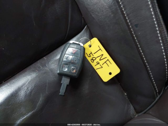 2011 VOLVO C70 YV1672MC7BJ117880 Photo 10