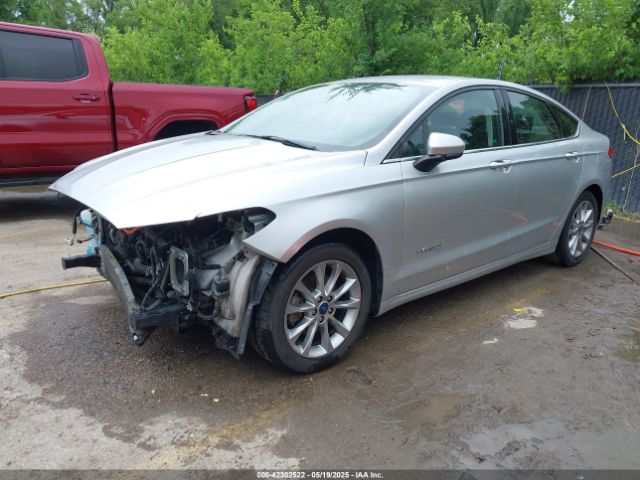 3FA6P0LU0HR354848 Ford Fusion Hybrid Se