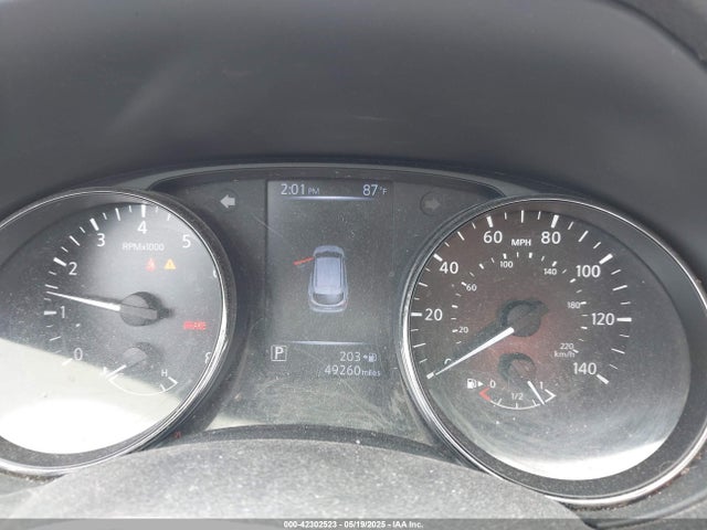 JN1BJ1CP4HW035978 Nissan 2017