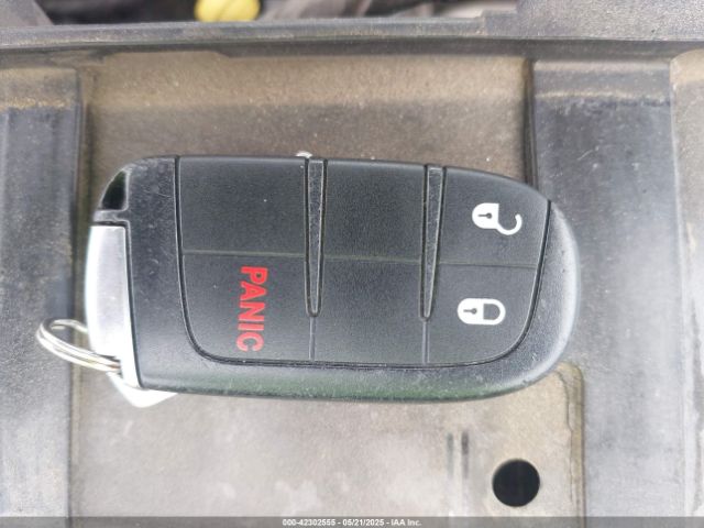 3C4PDCBG1KT701313 Dodge JOURNEY SE