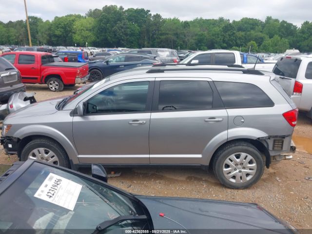 3C4PDCBG1KT701313 Dodge JOURNEY SE