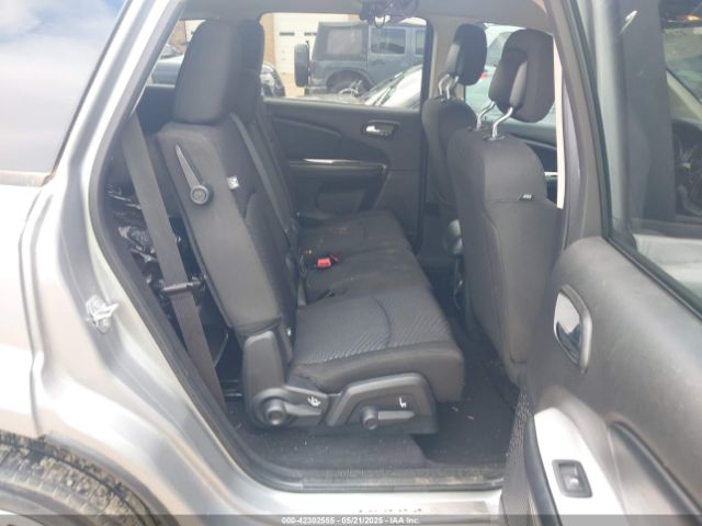3C4PDCBG1KT701313 Dodge JOURNEY SE