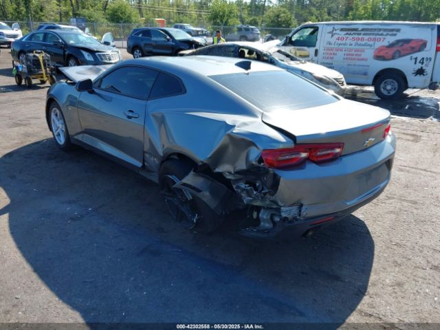 2021 CHEVROLET CAMARO 1G1FB1RS6M0136517 Photo 2