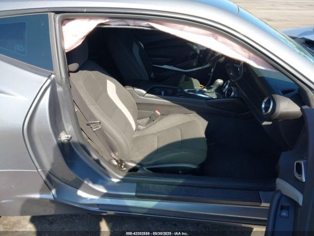 2021 CHEVROLET CAMARO 1G1FB1RS6M0136517 Photo 4