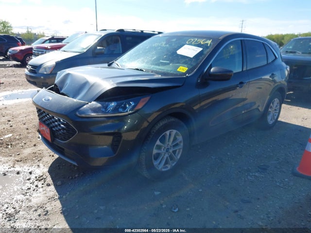 1FMCU9G63LUC13520 Ford ESCAPE SE
