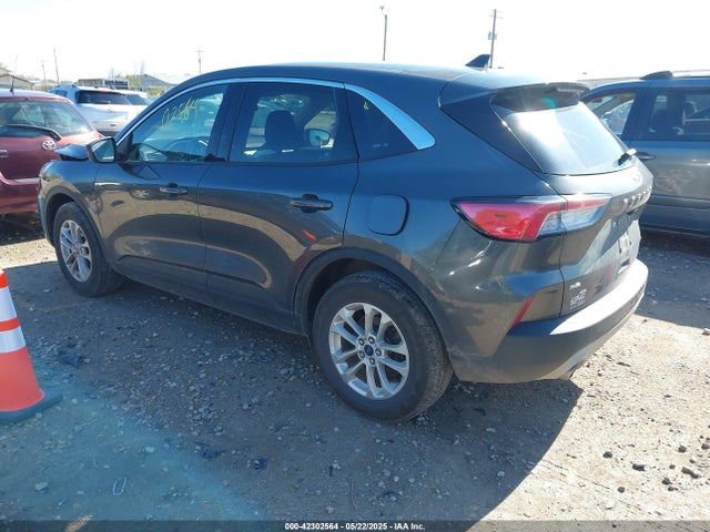 1FMCU9G63LUC13520 Ford ESCAPE SE
