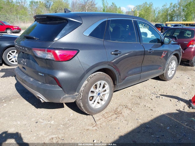 1FMCU9G63LUC13520 Ford ESCAPE SE