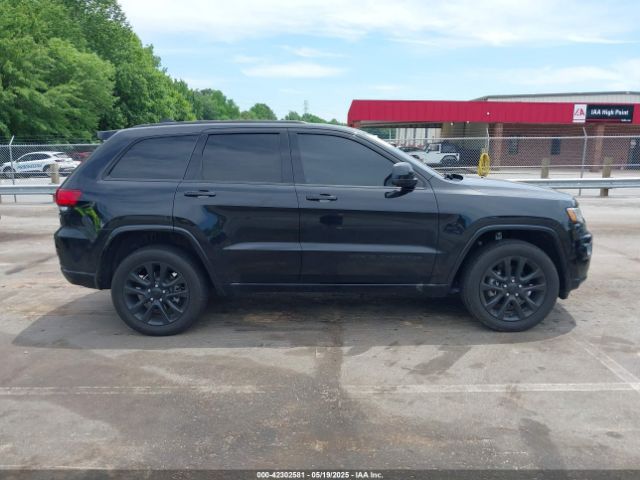 1C4RJFAG5KC830722 Jeep Grand Cherokee Altitude 4x4