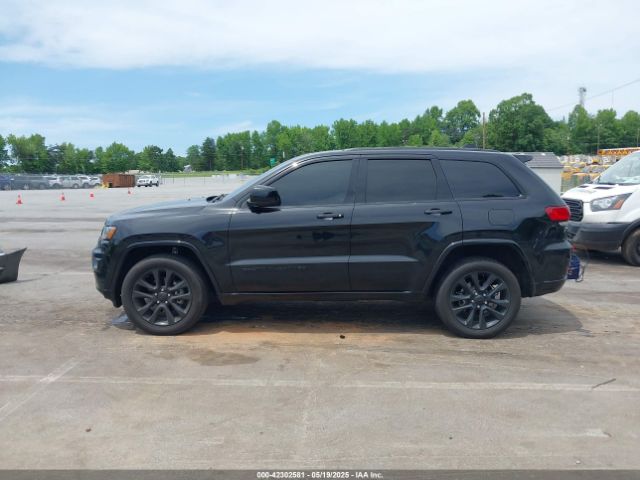 1C4RJFAG5KC830722 Jeep Grand Cherokee Altitude 4x4