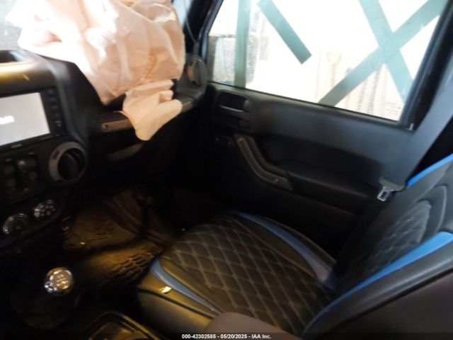 1C4BJWDG6HL526000 Jeep Wrangler Unlimited Willy Wheeler 4x4