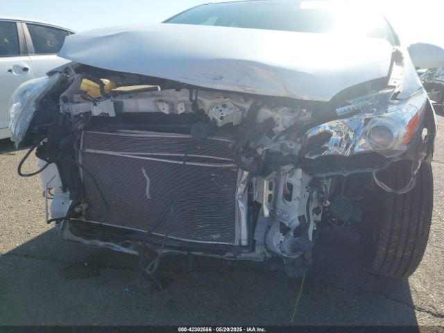 2013 TOYOTA PRIUS JTDKN3DUXD5652223 Photo 5
