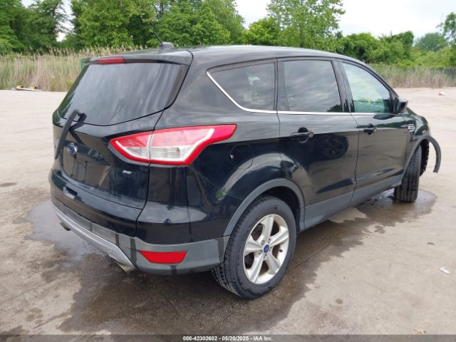 1FMCU0G78GUA19057 Ford ESCAPE SE