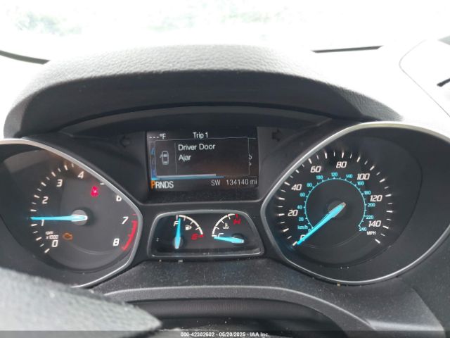 1FMCU0G78GUA19057 Ford ESCAPE SE