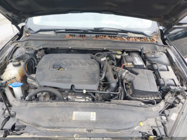 3FA6P0HD6FR138153 Ford FUSION SE