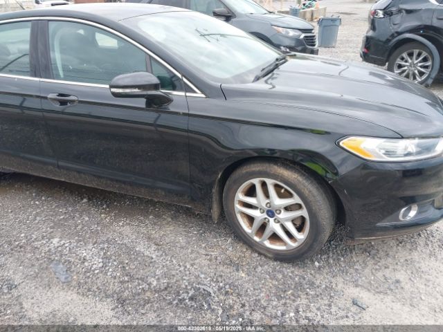 3FA6P0HD6FR138153 Ford FUSION SE
