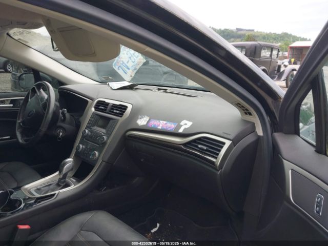 3FA6P0HD6FR138153 Ford FUSION SE