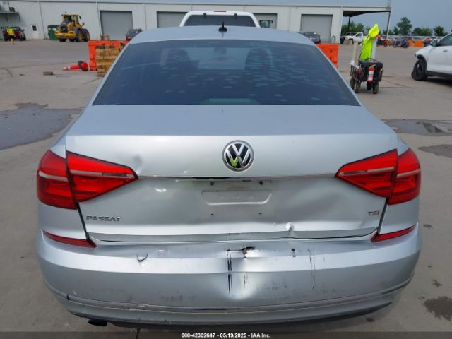 1VWAT7A35GC003544 Volkswagen Passat 1.8t S