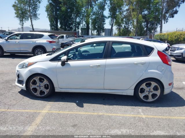 3FADP4GX0FM129570 Ford Fiesta