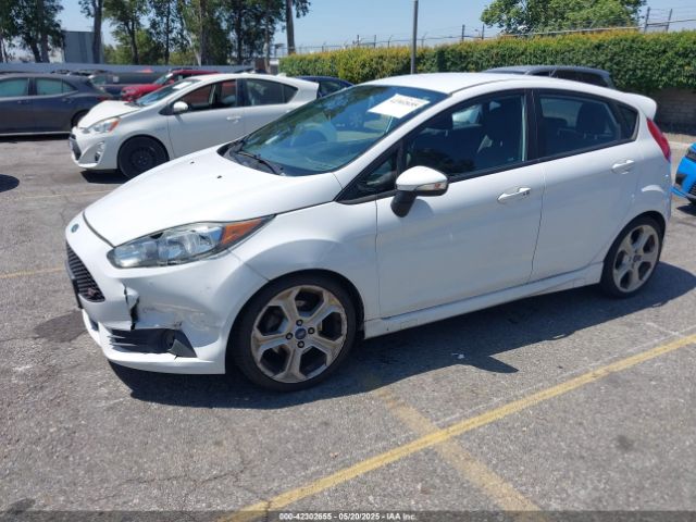 3FADP4GX0FM129570 Ford Fiesta