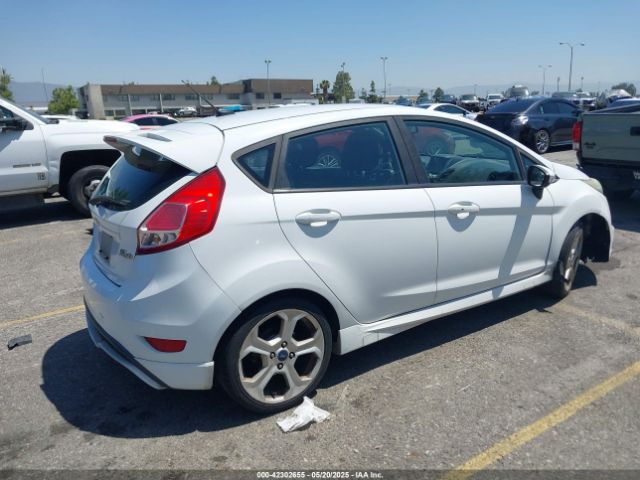 3FADP4GX0FM129570 Ford Fiesta