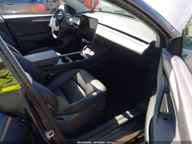2024 TESLA MODEL Y 7SAYGDED4RF115252 Photo 4