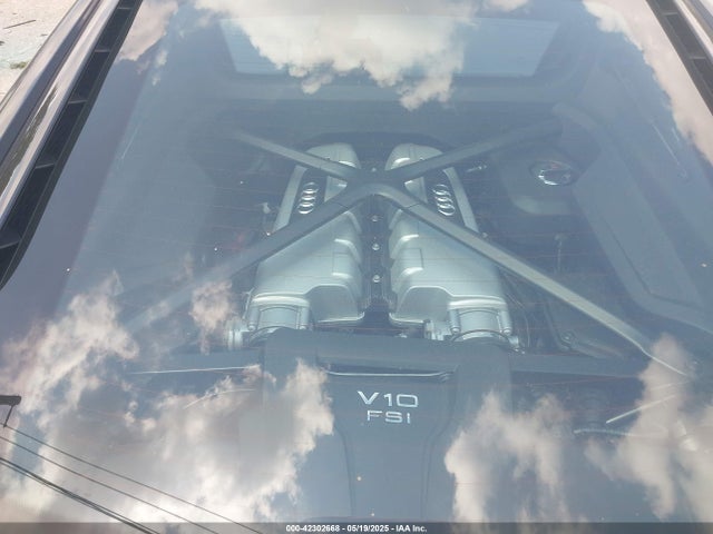 2023 AUDI R8 WUACEAFX9P7900280 Photo 9