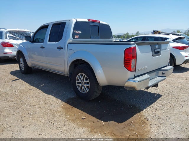1N6AD0ER8JN718557 Nissan 2018