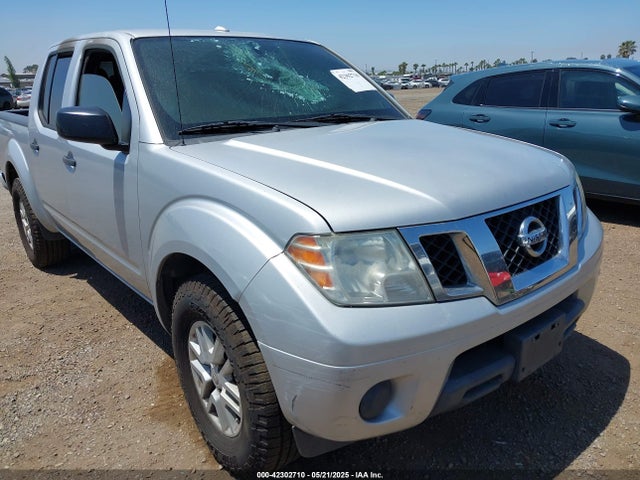 1N6AD0ER8JN718557 Nissan 2018