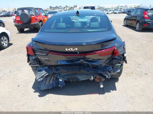 3KPF54AD3PE657798 KIA Forte Gt-line