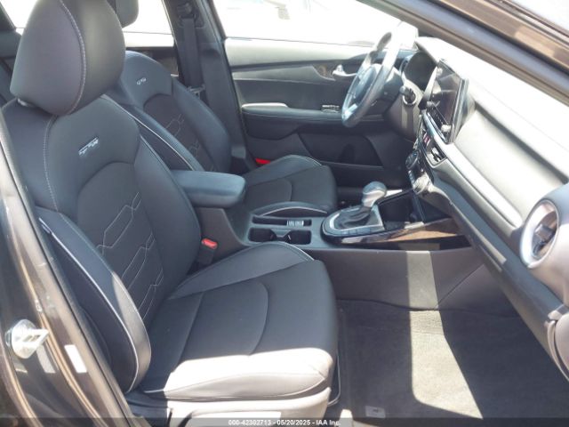 3KPF54AD3PE657798 KIA Forte Gt-line