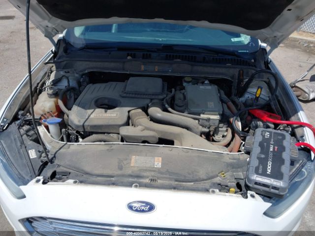 3FA6P0LU8ER142632 Ford Fusion Hybrid Se