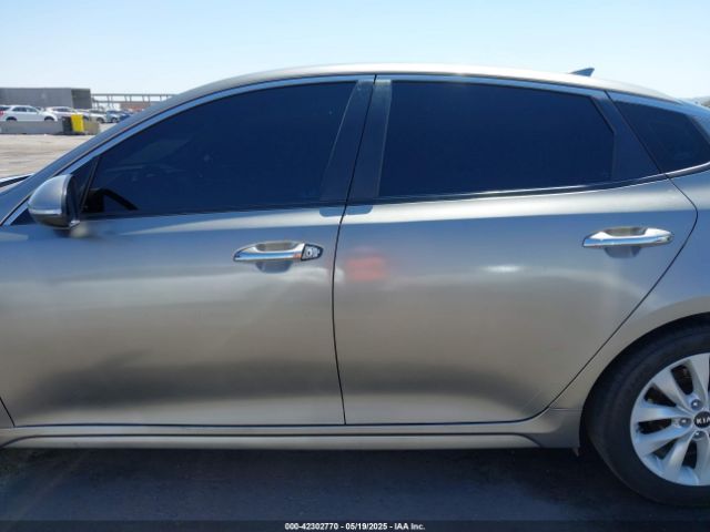 5XXGT4L39GG069586 KIA Optima Lx