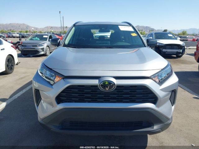 2T3F1RFV3MC255422 Toyota RAV4 LE