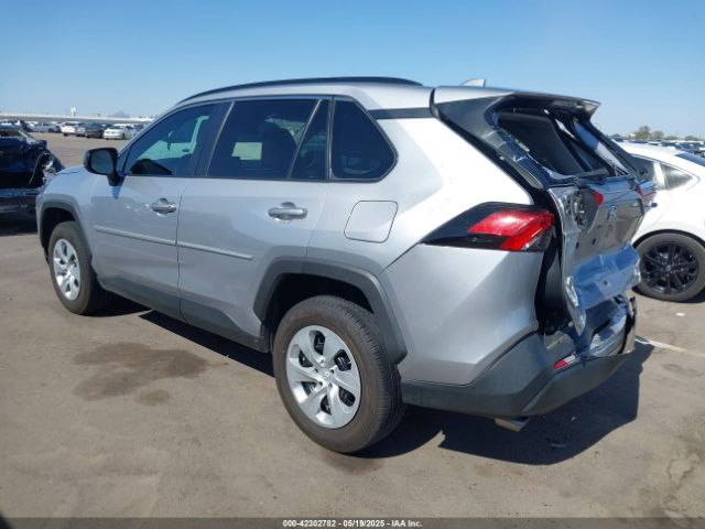 2T3F1RFV3MC255422 Toyota RAV4 LE