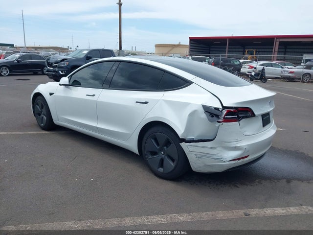 2022 TESLA MODEL 3 5YJ3E1EB8NF232479 Photo 2