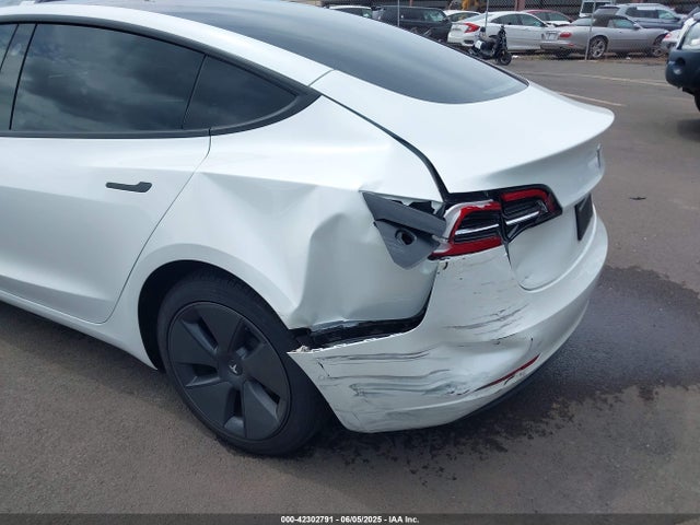 2022 TESLA MODEL 3 5YJ3E1EB8NF232479 Photo 5