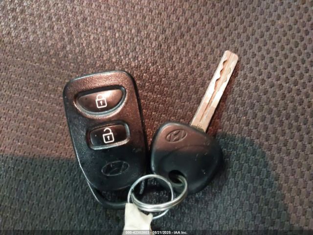 KM8JUCAG1EU790717 Hyundai TUCSON SE