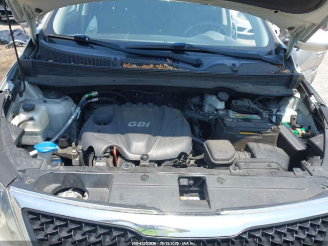 KNDPBCAC9F7772595 KIA Sportage Lx