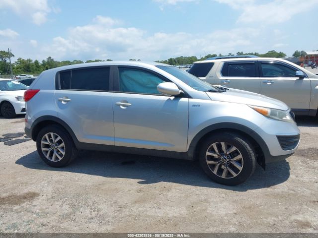 KNDPBCAC9F7772595 KIA Sportage Lx