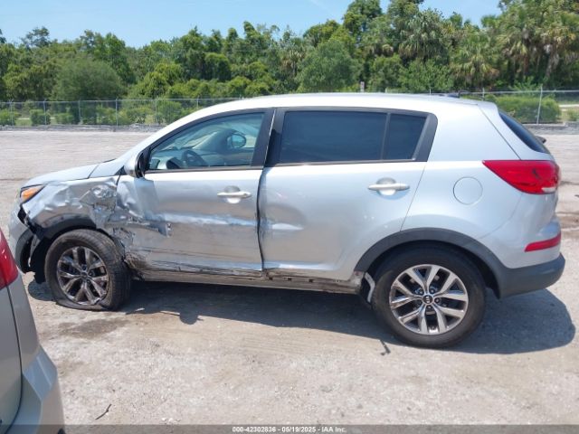 KNDPBCAC9F7772595 KIA Sportage Lx