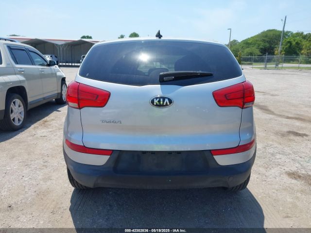 KNDPBCAC9F7772595 KIA Sportage Lx