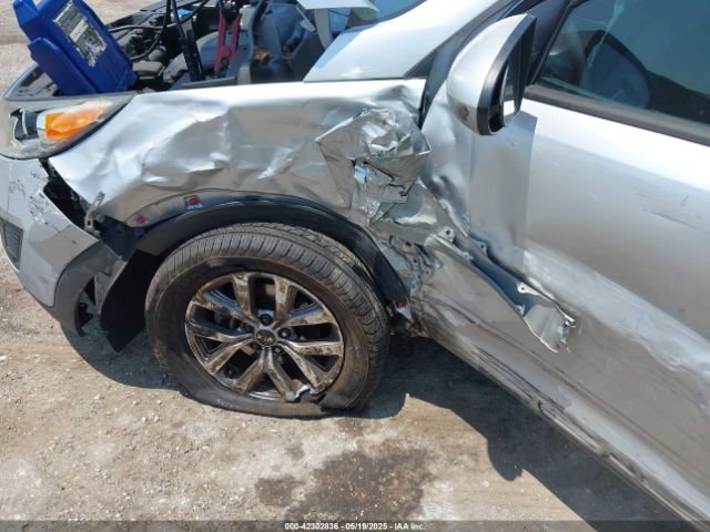 KNDPBCAC9F7772595 KIA Sportage Lx