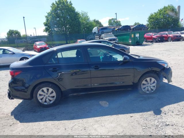 3KPA24AB2KE218442 KIA RIO S