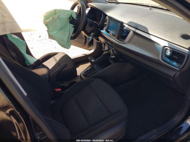 3KPA24AB2KE218442 KIA RIO S