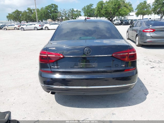 Продаж на аукціоні авто 2017 Volkswagen Passat 1.8t S, vin: 1VWAT7A31HC019158, номер лоту: 42302887